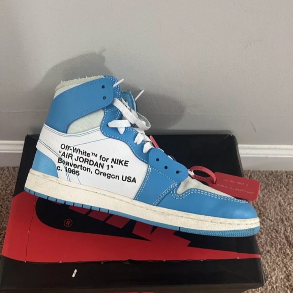 Jordan 1 off white unc - Picture 4 of 6